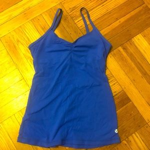 Lululemon Gather V 4 Sprinkler Blue tank